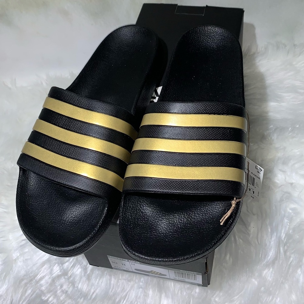 adidas Adilette Aqua Core Men size 10/ Wmn size 11